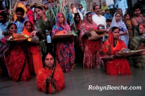 20-Ganga-Chaat-puja-2006_web-530x351
